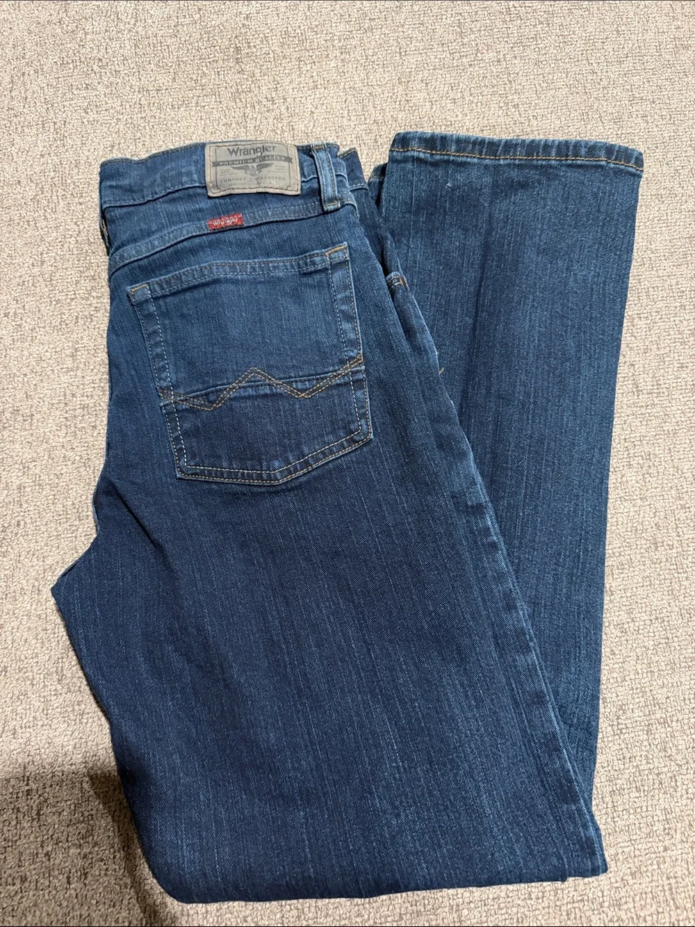 Wrangler Men's Straight Jeans - Indigo Blue